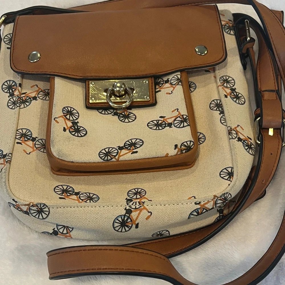 Stylish Bicycle Print Crossbody Bag with Tan Accents